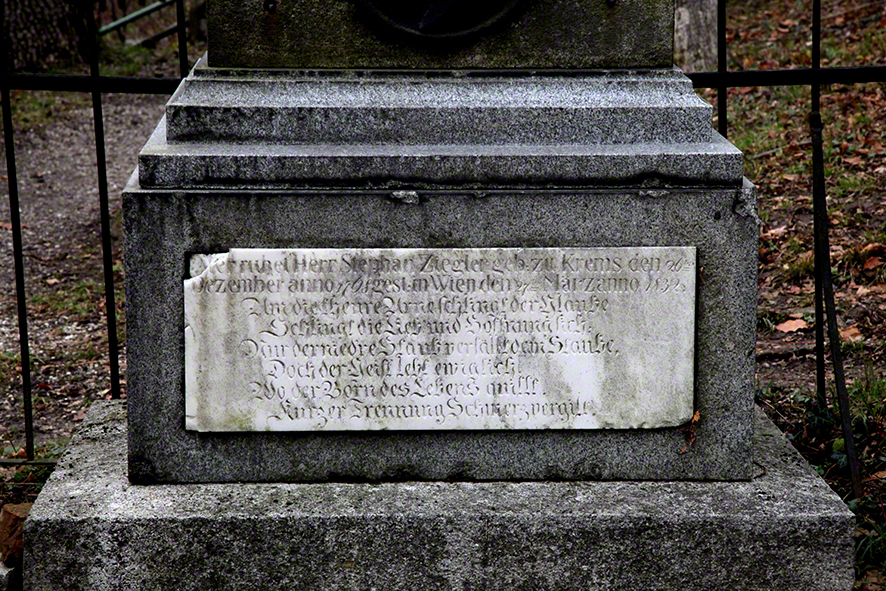Friedhof Kahlenberg Urnengrab Stephan Ziegler